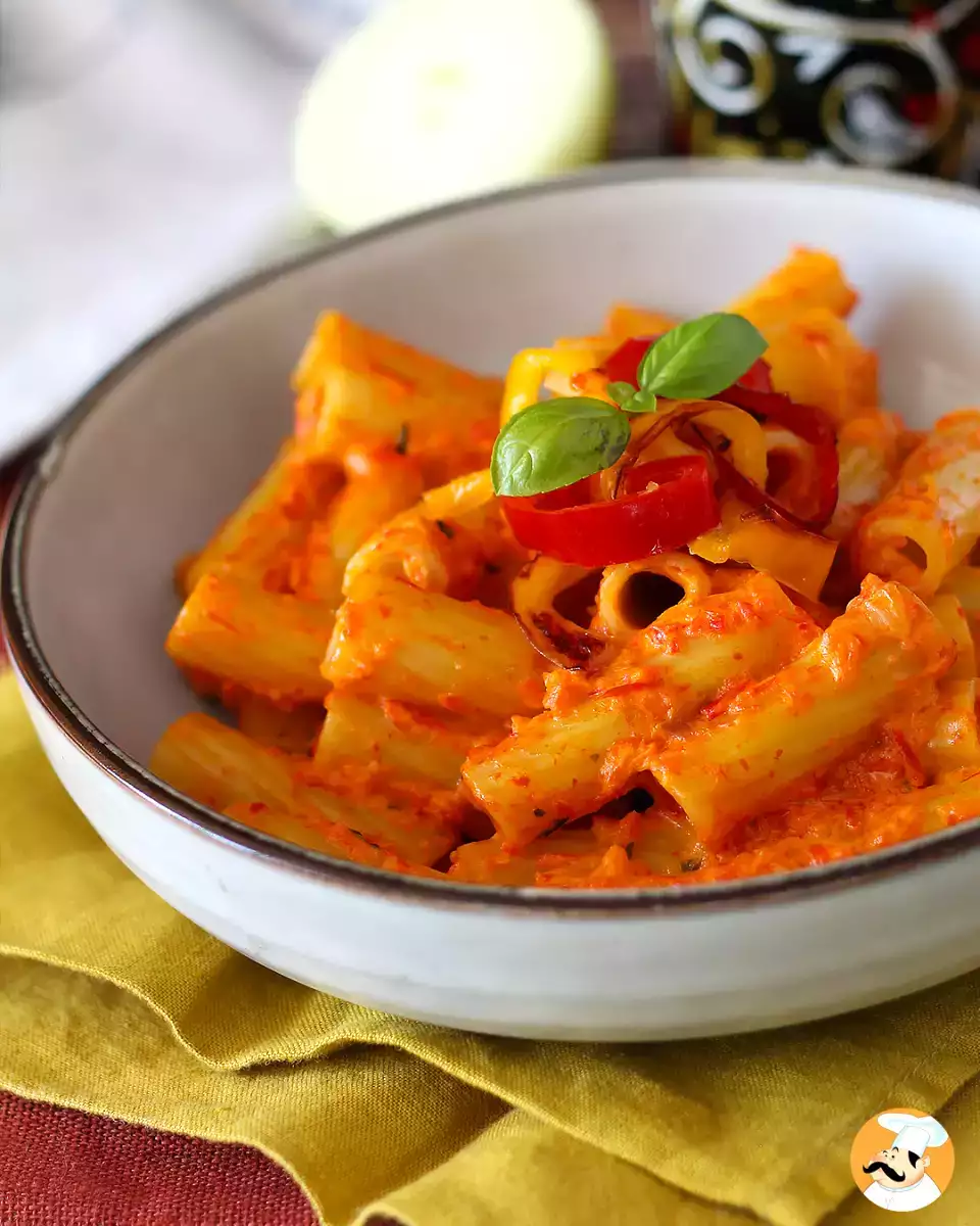 5. Pasta dengan krim lada dan saus philadelphia