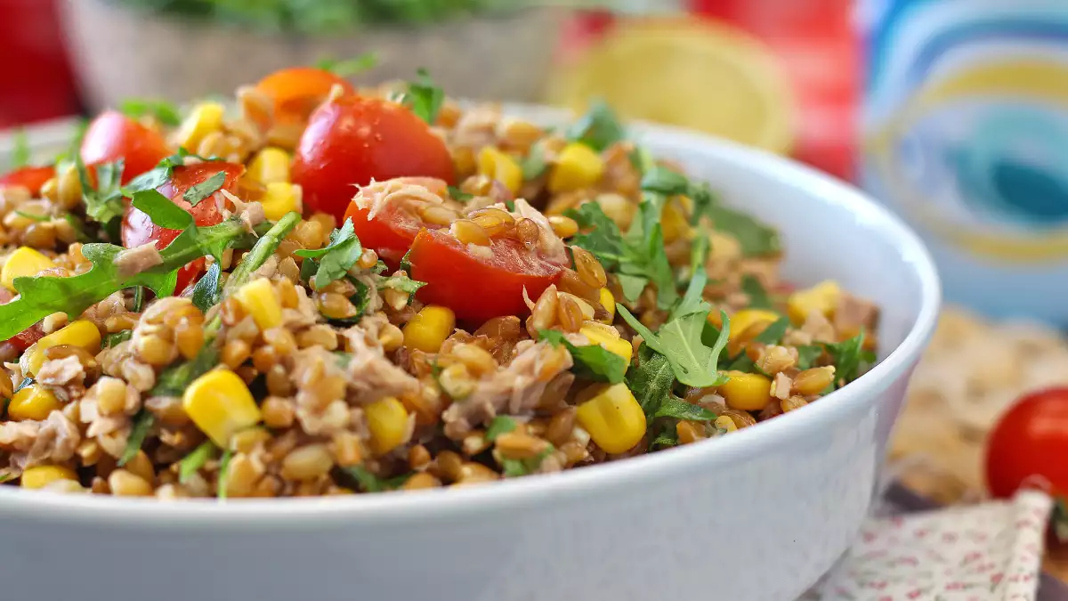 9 ide cerdas untuk mengosongkan lemari es (tanpa terlihat seperti hidangan 'kehabisan sisa')