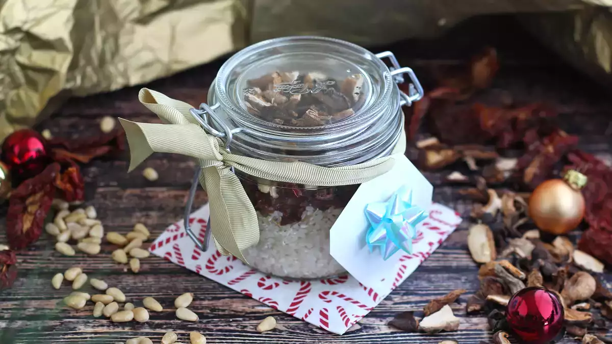 Natal kali ini, kejutkan semua orang dengan hadiah adiboga buatan Anda: harganya murah, tapi sangat berharga