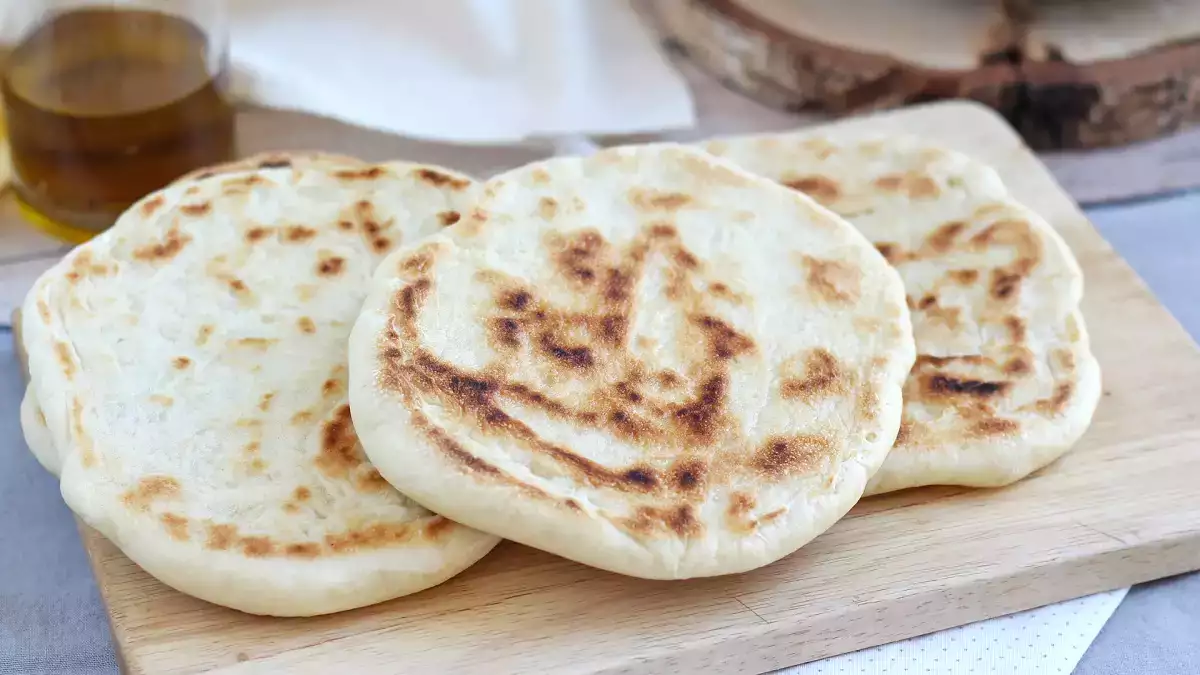 4 resep roti penggorengan dengan bahan-bahan sederhana untuk mereka yang ingin roti hangat tanpa repot