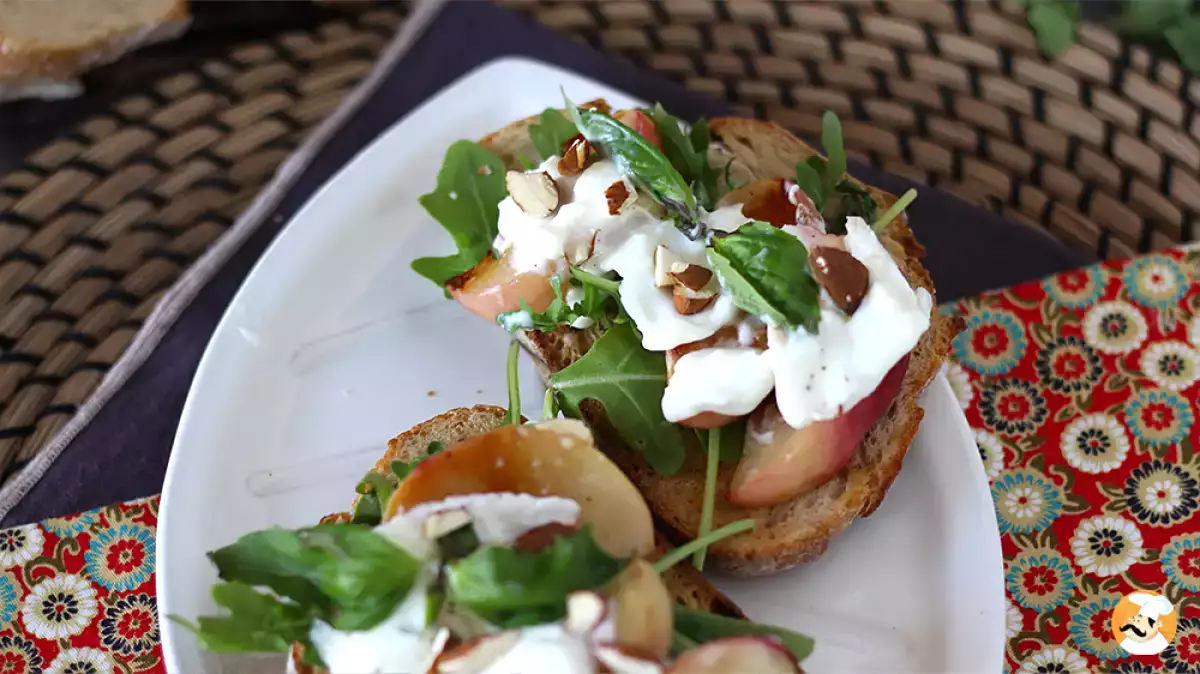 Mencari ide untuk sandwich, bagel dan roti panggang untuk makan siang? Berikut adalah 14 resep untuk menginspirasi Anda!