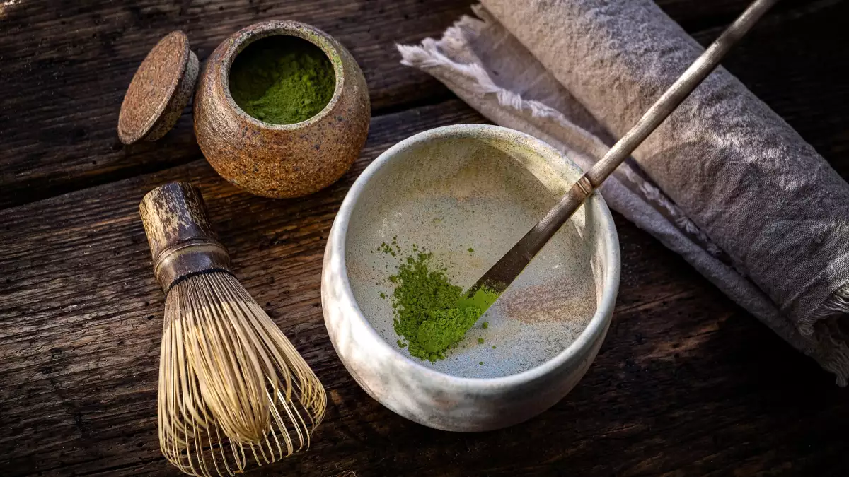 Matcha latte terlalu pahit atau menggumpal? Begini cara membuatnya agar selalu halus dan creamy