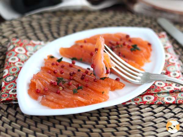 Bagaimana Anda menyiapkan salmon gravlax yang sempurna untuk Natal?