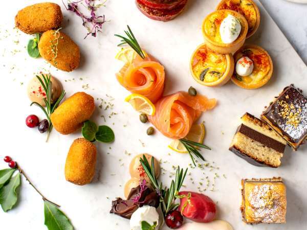 Rahasia untuk mengejutkan semua orang di meja makan dengan... sisa makan siang Natal!