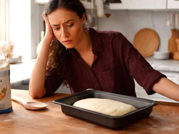 Mengapa adonan roti saya tidak mengembang dalam suhu dingin (dan 5 trik sederhana yang berhasil)