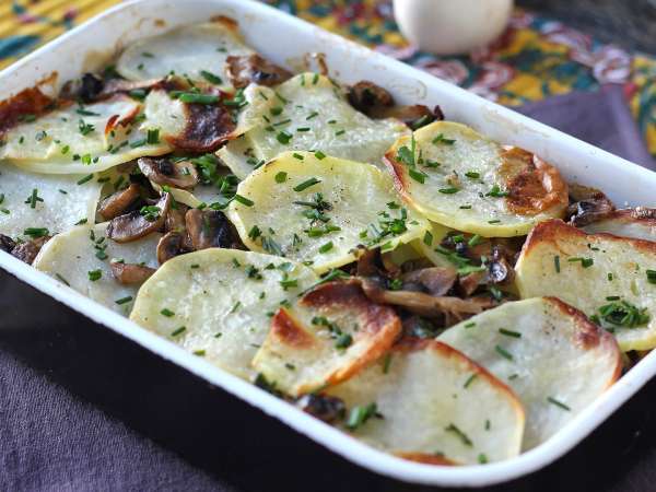 8 gratin kentang yang memecahkan makanan apa pun dalam seminggu di oven, Air Fryer, dan dengan ubi jalar