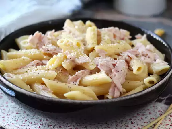 8 resep penyelamat hidup untuk pelajar: apa yang harus dimasak saat lemari es dan kulkas hampir kosong?