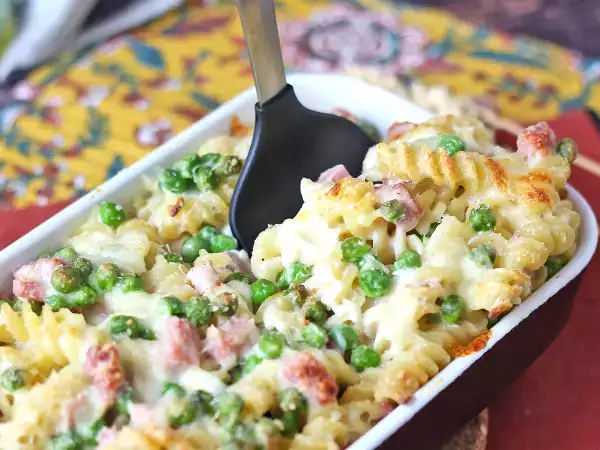 16 hidangan pertama yang sempurna untuk makan siang Paskah: resep tradisional dan kreatif yang akan membuat seluruh keluarga bahagia