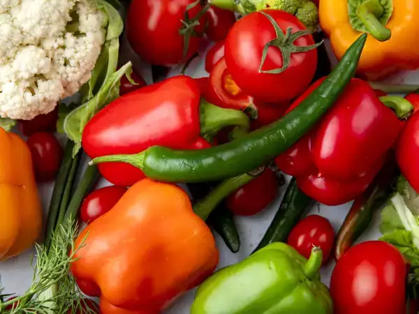 Ada lebih dari satu jenis serat: perbedaan serat larut dan tidak larut serta apa yang mereka lakukan di dalam usus Anda