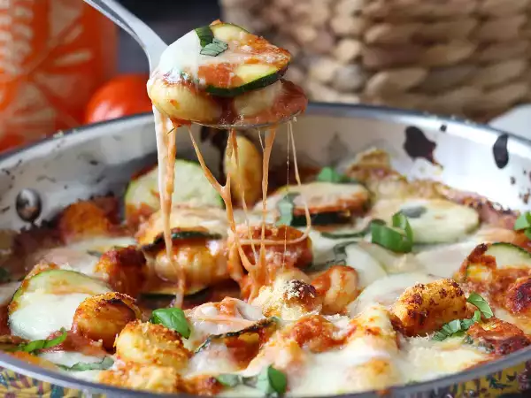Ada sebungkus gnocchi di lemari? 6 resep penyelamat makan malam