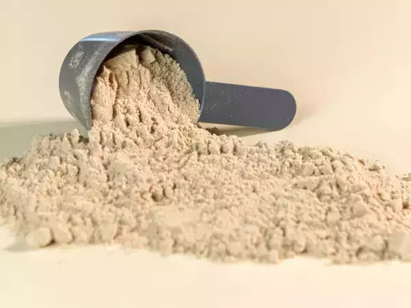 Sedang mempertimbangkan untuk membeli bubuk protein? Hal-hal yang perlu diperhatikan sebelum membeli satu kemasan