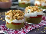 Resep Verrines vegetarian: krim sup kacang polong, remahan parmesan, dan krim mascarpone