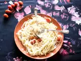 Resep Pasta dengan saus parmesan dan tomat ceri