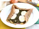 Resep Pancake soba dengan bayam, ham, dan keju kambing