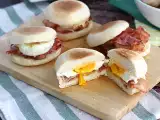 Resep Muffin inggris dengan telur dan bacon