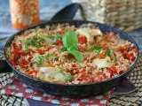 Resep Satu panci berisi ayam, nasi dengan saus tomat dan paprika
