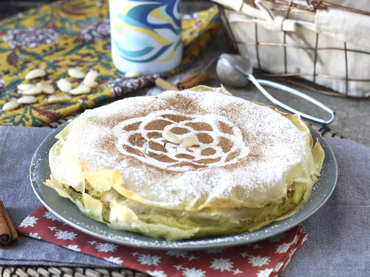 Resep Kue tradisional maroko dengan adonan batu bata, ayam, dan rempah-rempah