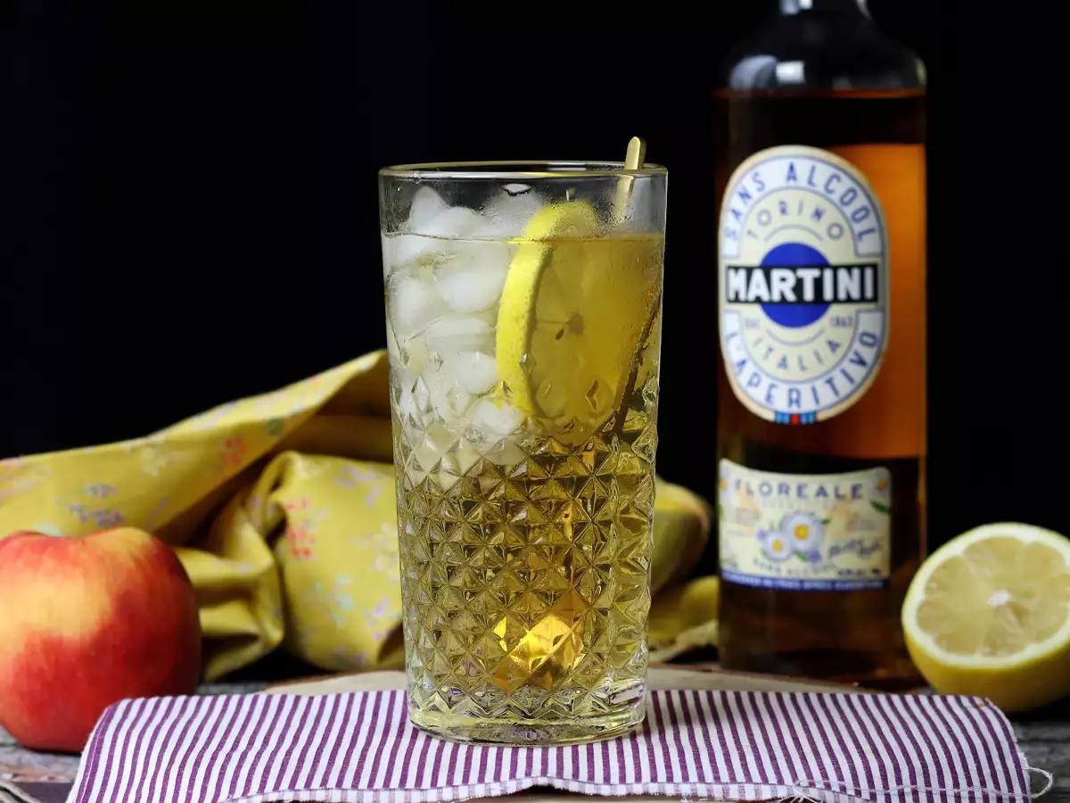 Resep Martini spritz bebas alkohol, koktail bunga yang manis untuk minuman beralkohol