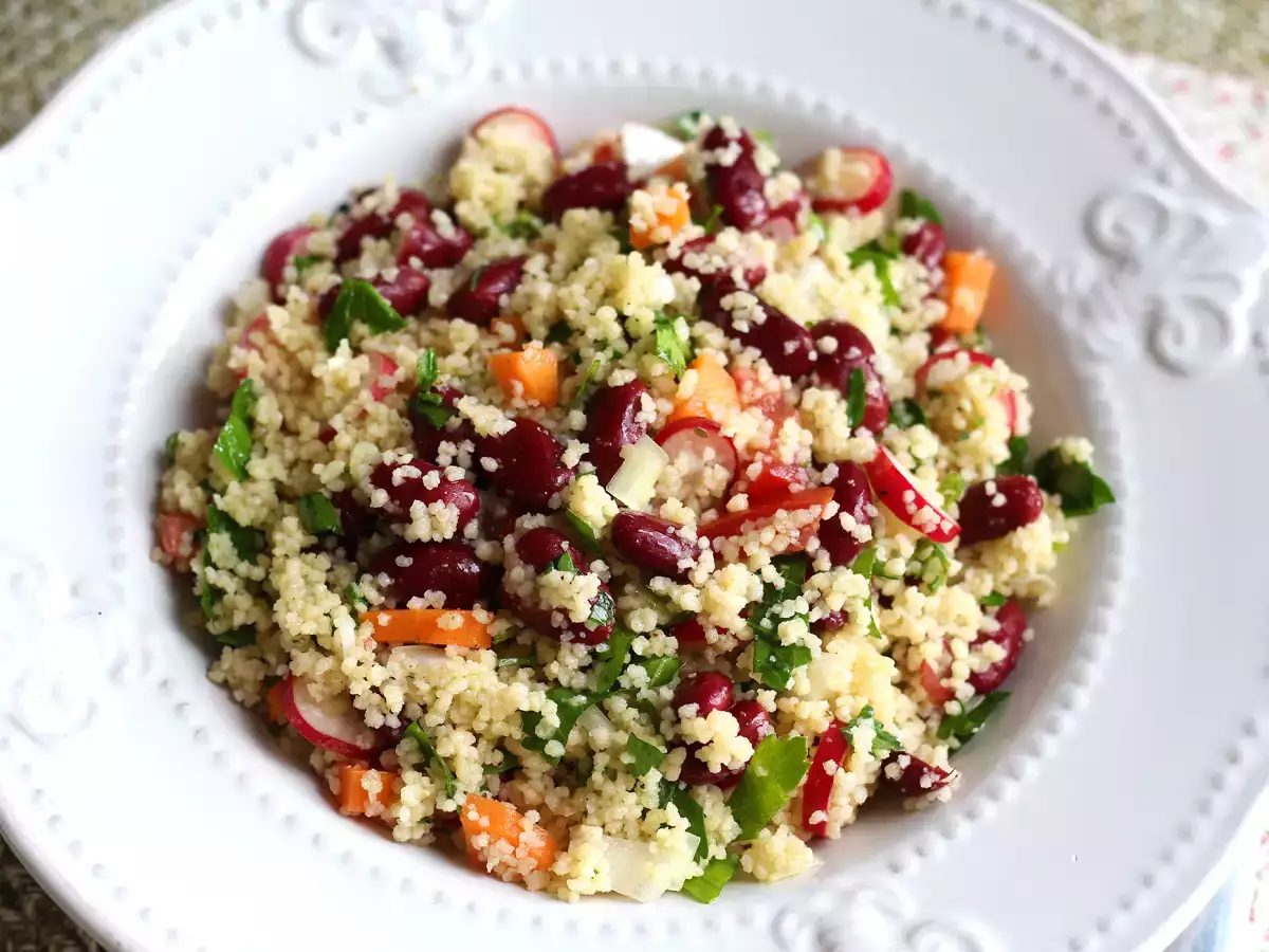 Resep Salad couscous untuk hidangan pembuka yang sederhana, sehat dan penuh warna!