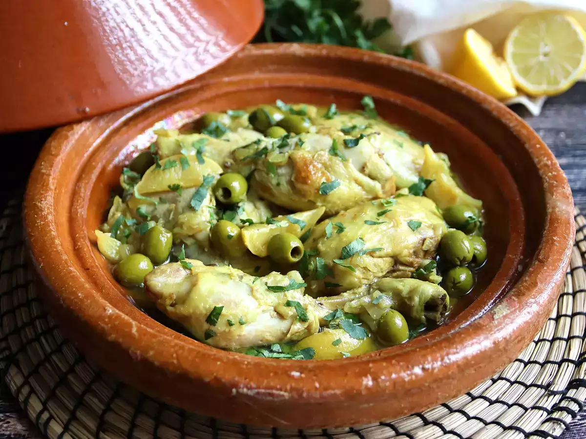 Resep Tagine ayam, lemon dan zaitun (sangat mudah dibuat!)