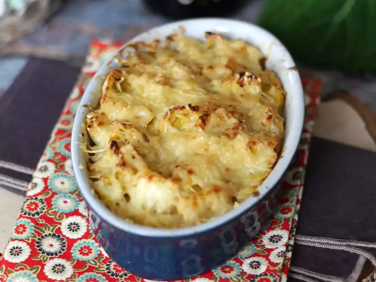 Resep Kangkung gratin dengan saus béchamel dan keju