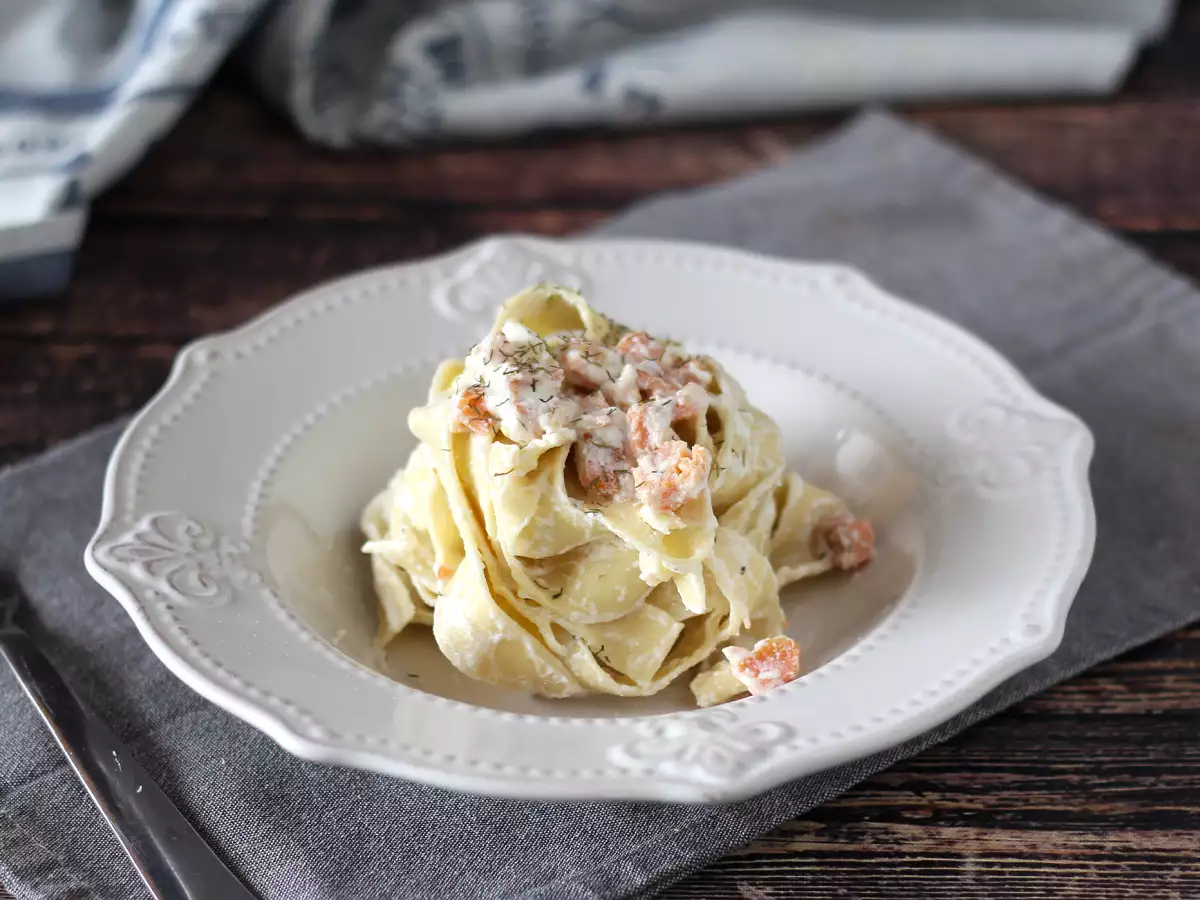 Resep Pasta dengan salmon dan keju ricotta, resep lembut yang ingin dicoba semua orang
