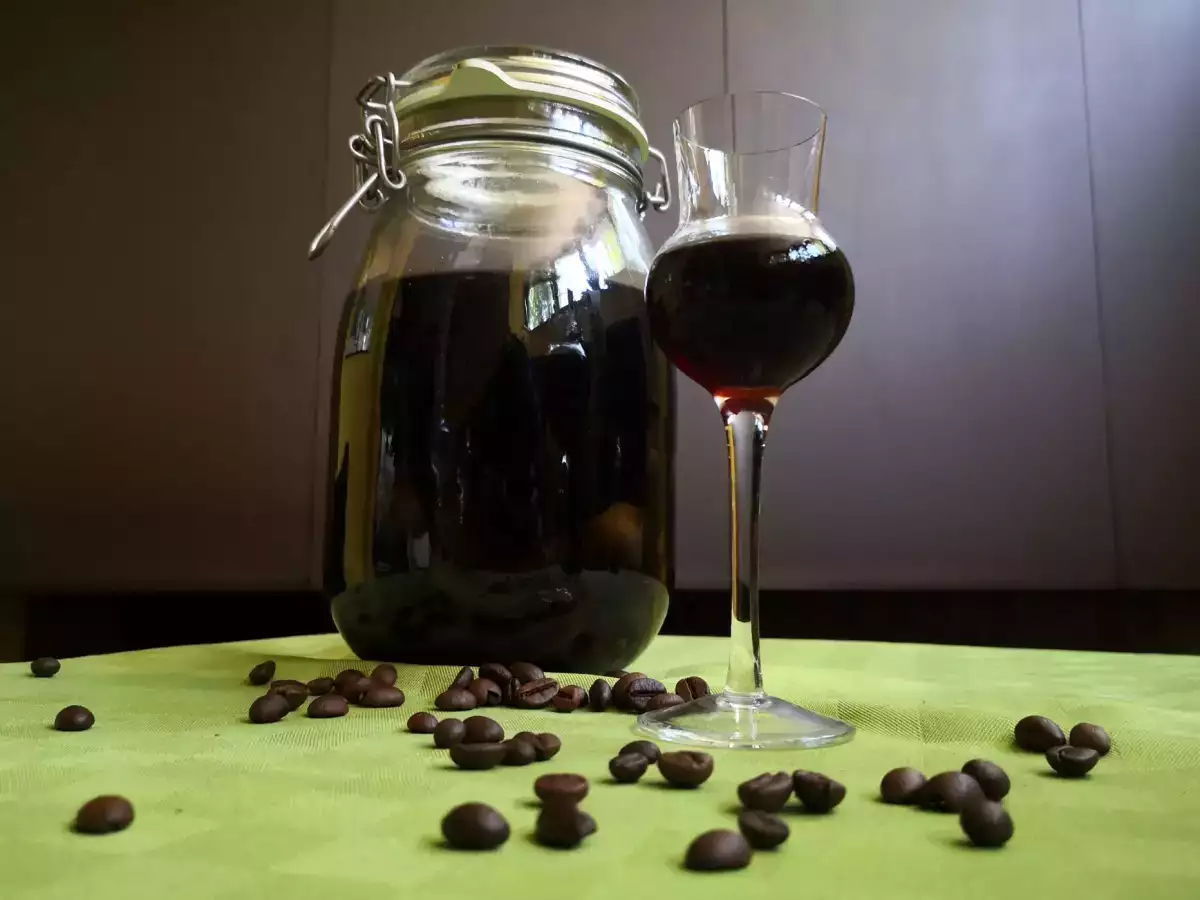 Resep Nocino, resep dan bahan-bahan untuk membuatnya di rumah