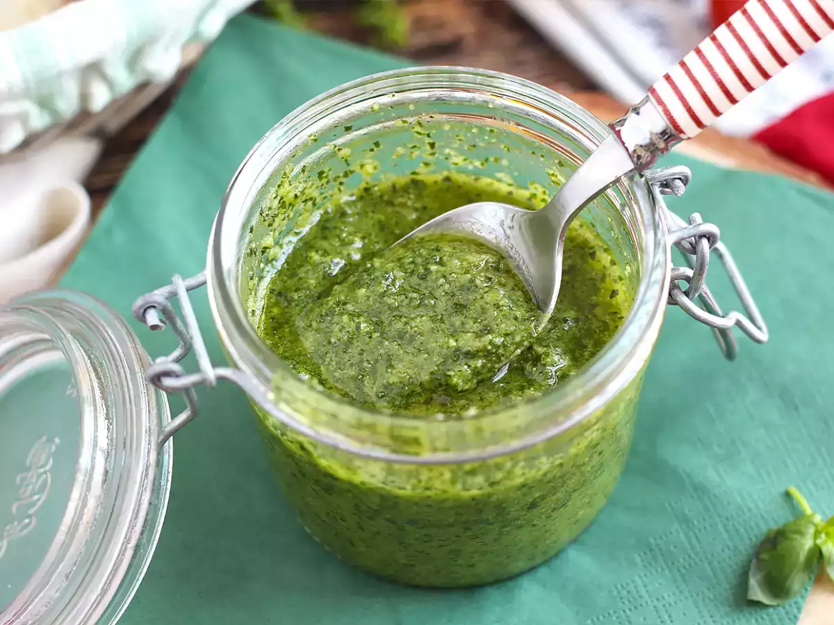 Resep Pesto hijau buatan sendiri - pesto alla genovese