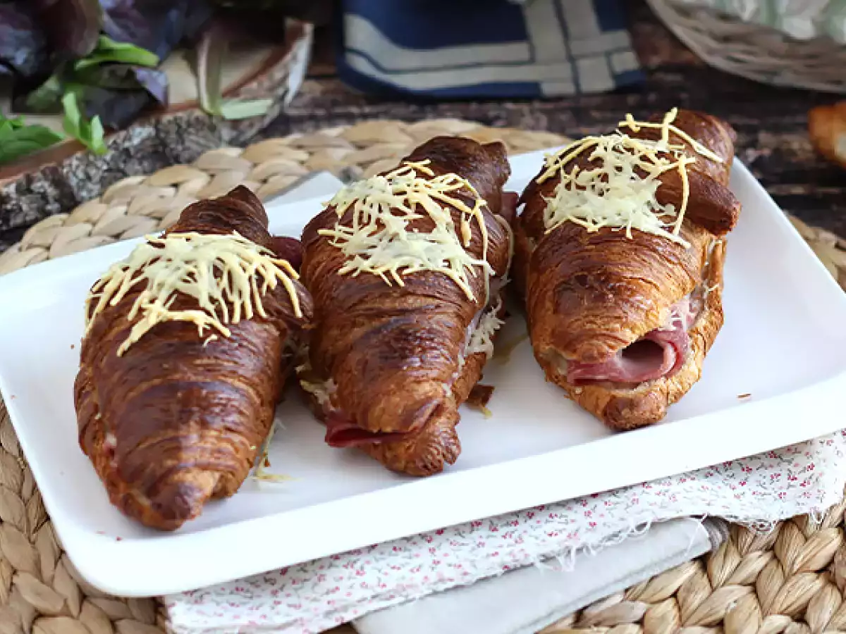 Resep Croissant ham dan keju