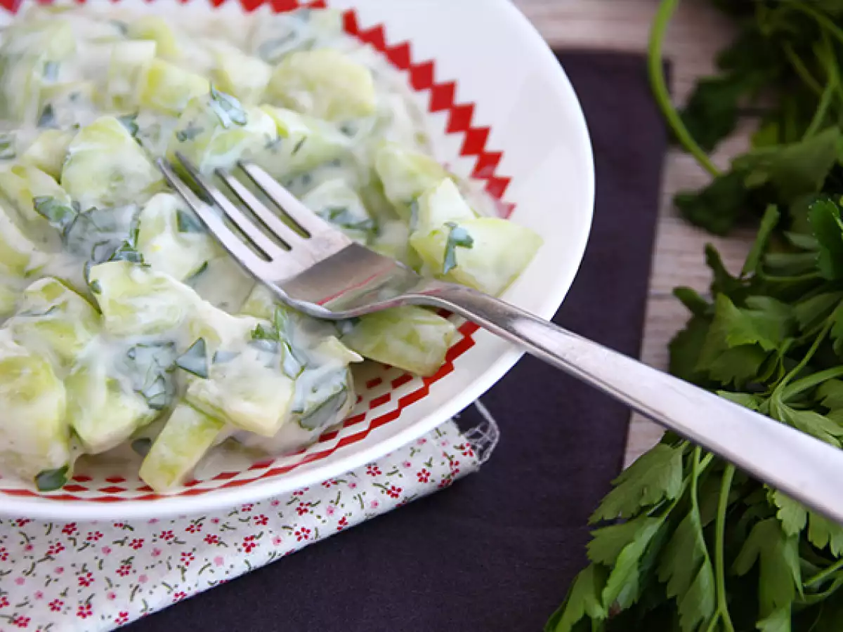 Resep Mentimun dengan saus yoghurt