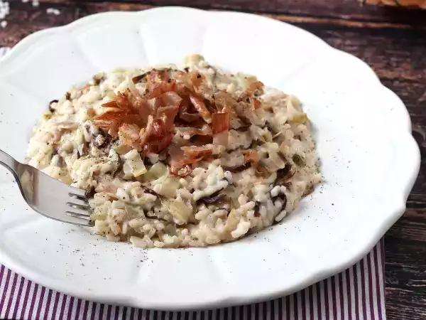 Resep Radicchio, bacon, dan philadelphia risotto yang lembut dan lezat