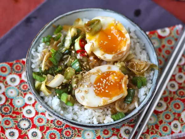 Resep Mayak gyeran - telur yang diasinkan dengan bumbu korea