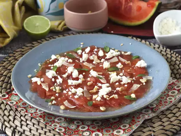 Resep Watermelon carpaccio: makanan pembuka musim panas yang menyegarkan