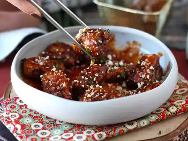 Resep Ayam goreng korea dengan saus gochujang pedas - dakgangjeong