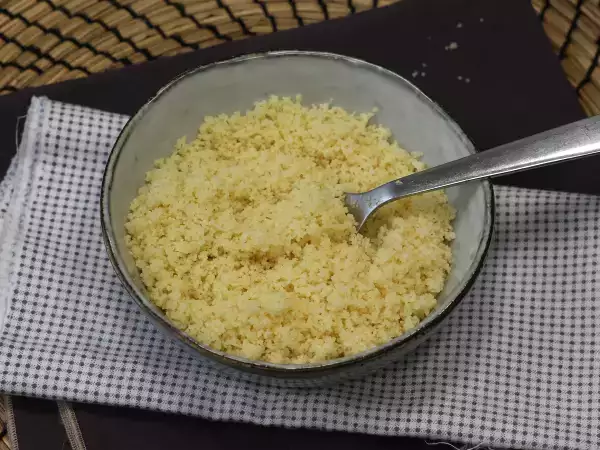 Resep Bagaimana anda memasak semolina? memasak super mudah!