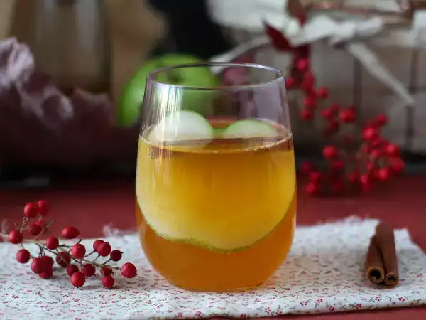 Resep Pumpkin spritz, koktail pedas dengan sirup labu!