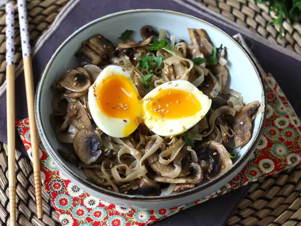 Resep Bihun dengan jamur dan telur rebus!