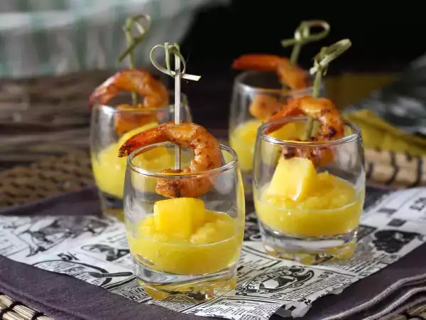 Resep Udang dan mangga verrines untuk minuman beralkohol yang manis dan gurih