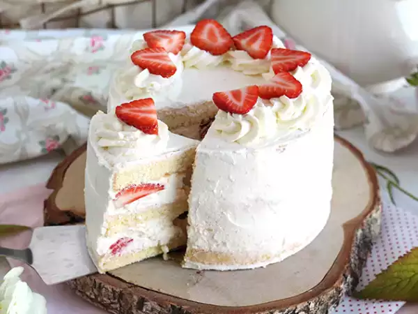 Resep Kue lapis dengan stroberi dan krim mascarpone