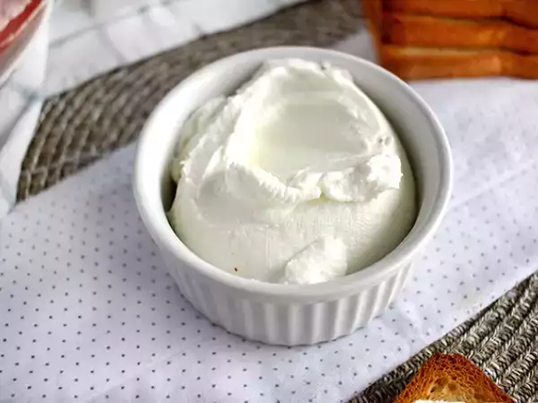Resep Keju krim buatan sendiri (tipe philadelphia) dengan 2 bahan