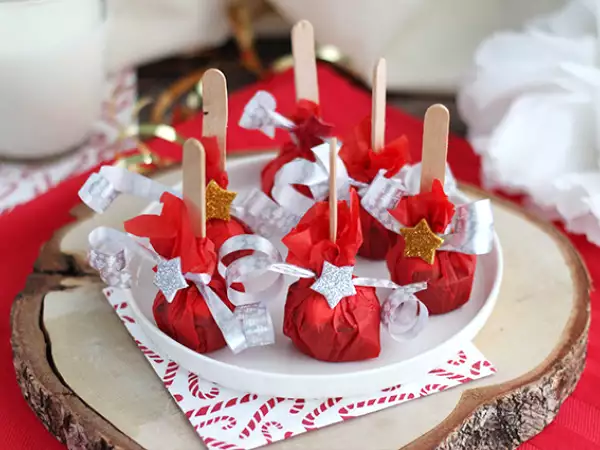 Resep Lolipop cokelat panas: cokelat hitam + marshmallow