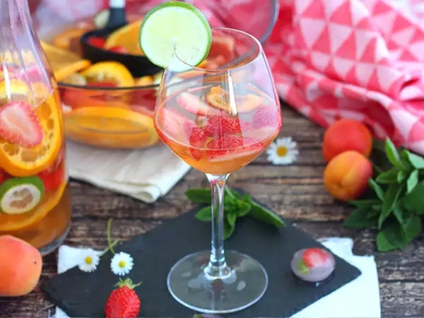 Resep Sangria dengan anggur putih - sangria putih
