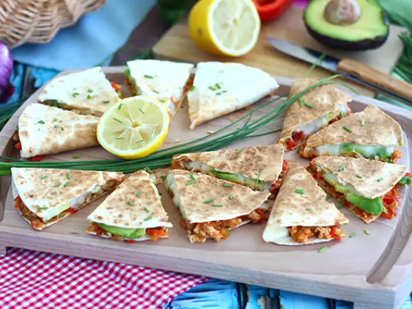 Resep Quesadilla ayam dan alpukat