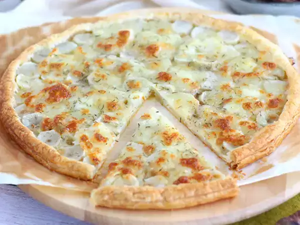 Resep Kue puff pastry tart dengan artichoke yerusalem