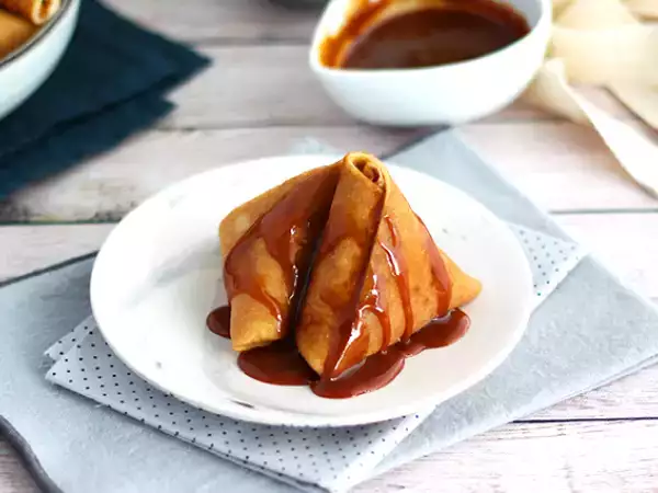 Resep Pancake samosa dengan apel karamel