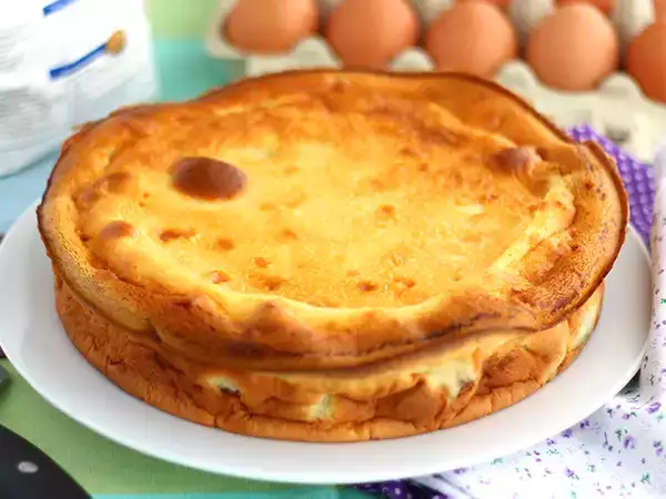 Resep Breton jauh dengan plum