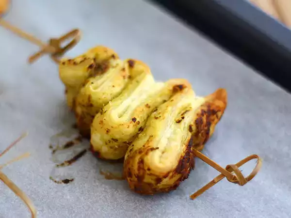 Resep Pohon natal puff pastry pesto untuk minuman beralkohol natal