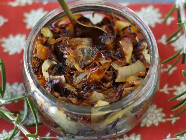 Resep Onion confit: sederhana, elegan, dan sempurna dengan daging dan keju