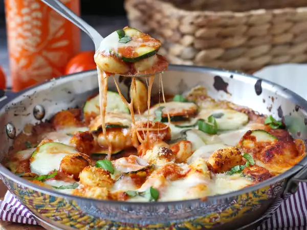 Resep Resep cepat gratin gnocchi dengan zucchini dan mozzarella