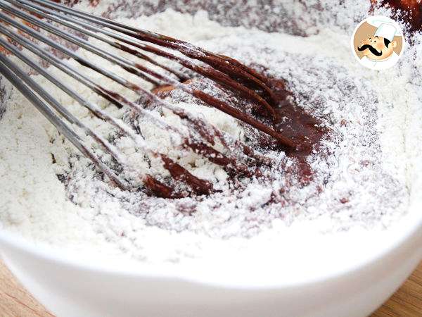 Fondant cokelat dengan bagian tengah yang sangat encer, selangkah demi selangkah - Persiapan langkah 4